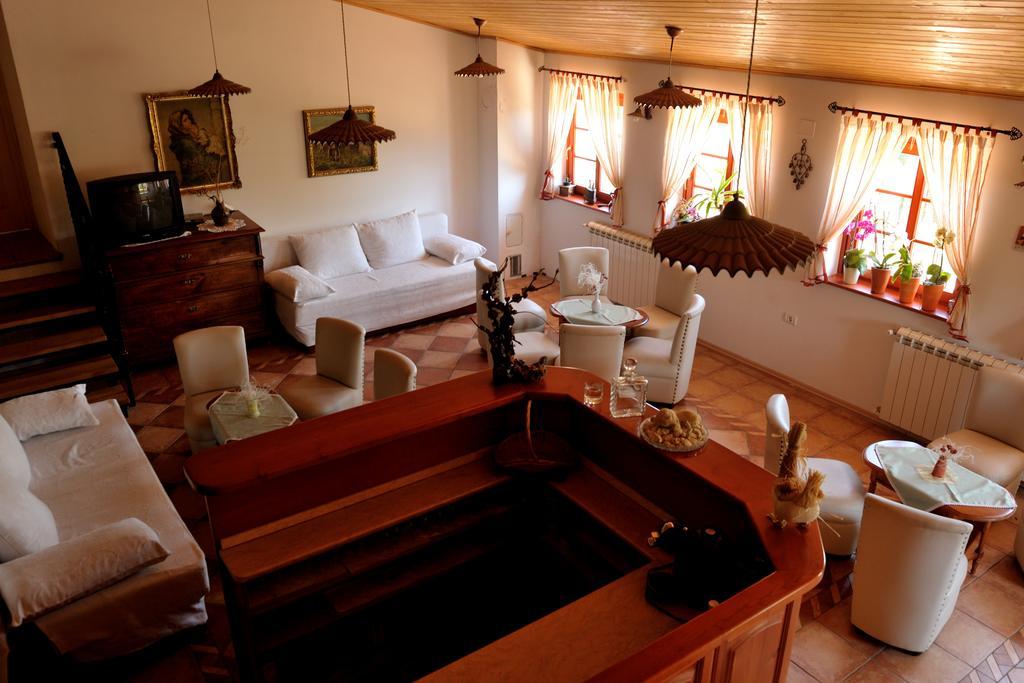 Tourist Farm Dujceva Domacija Βίλα Vremski Britof Εξωτερικό φωτογραφία