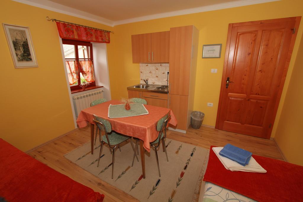 Tourist Farm Dujceva Domacija Βίλα Vremski Britof Εξωτερικό φωτογραφία